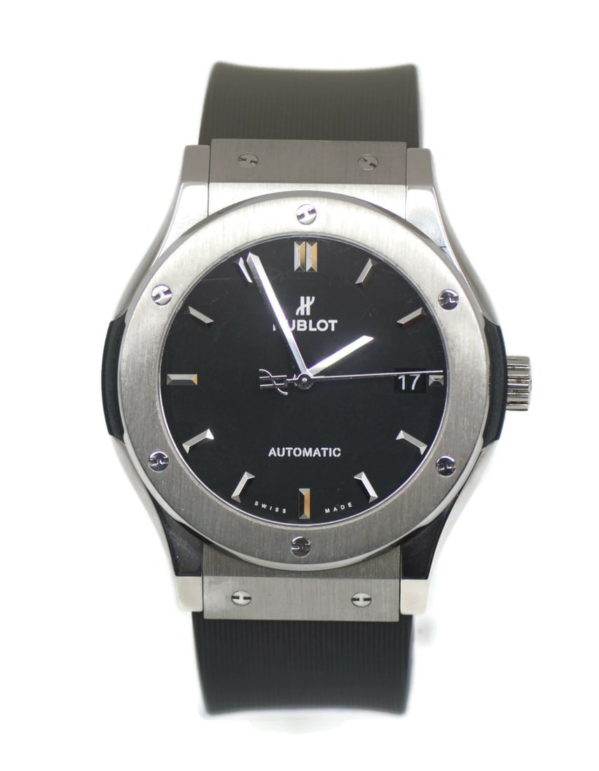 Hublot Classic Fusion Titanium 42mm Automatic Watch Ref 542.NX.1171.LR: Hublot Classic Fusion Titanium 42mm Automatic Watch Ref 542.NX.1171.LR Discover the sophistication of the Hublot Classic Fusion Titanium Watch, model 542.NX.1171.LR. This elegant wristwatch features a