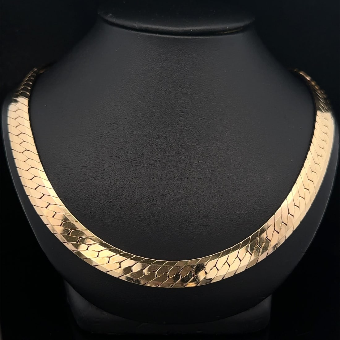 Italian 14k Yellow Gold 8.7mm Herringbone Curb Link Necklace 16" (1 of 5)