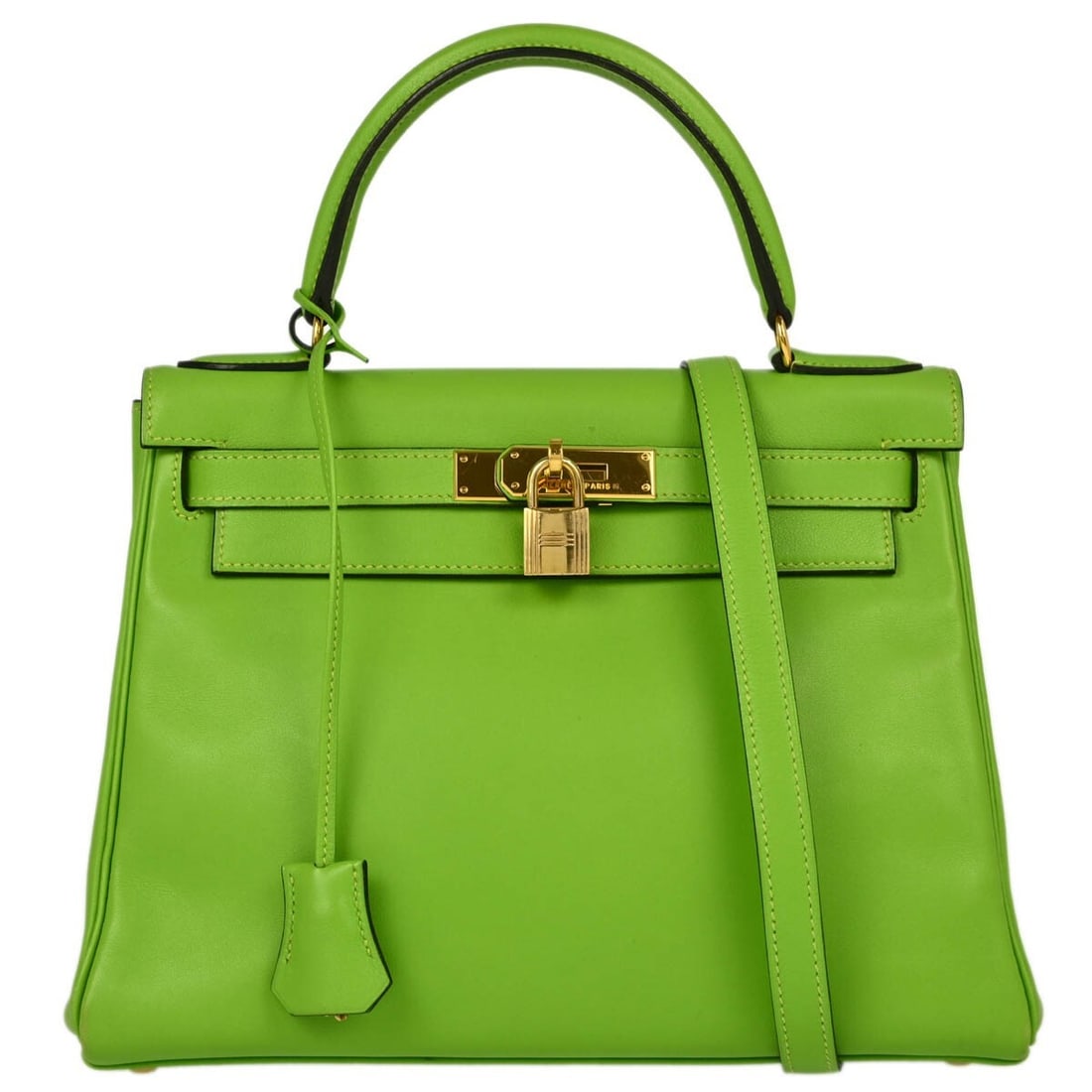 Hermes Apple Green Gulliver Kelly 28 Satchel Handbag 2way: Hermes Apple Green Gulliver Kelly 28 Satchel Handbag 2way This Hermes Kelly 28 Retourne handbag in a striking apple green Gulliver leather showcases timeless elegance and versatile functionality. The