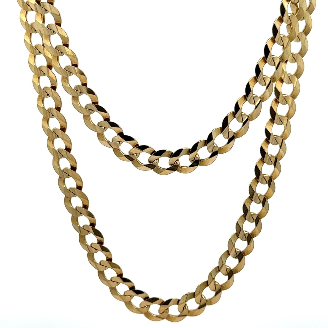 Italian 14K Yellow Gold 24 Inch Cuban Curb Link Necklace: Italian 14K Yellow Gold 24 Inch Cuban Curb Link Necklace This exquisite 24-inch Cuban Curb Link Chain Necklace is crafted from solid 14k yellow gold, showcasing a luxurious shine and durability. Weigh