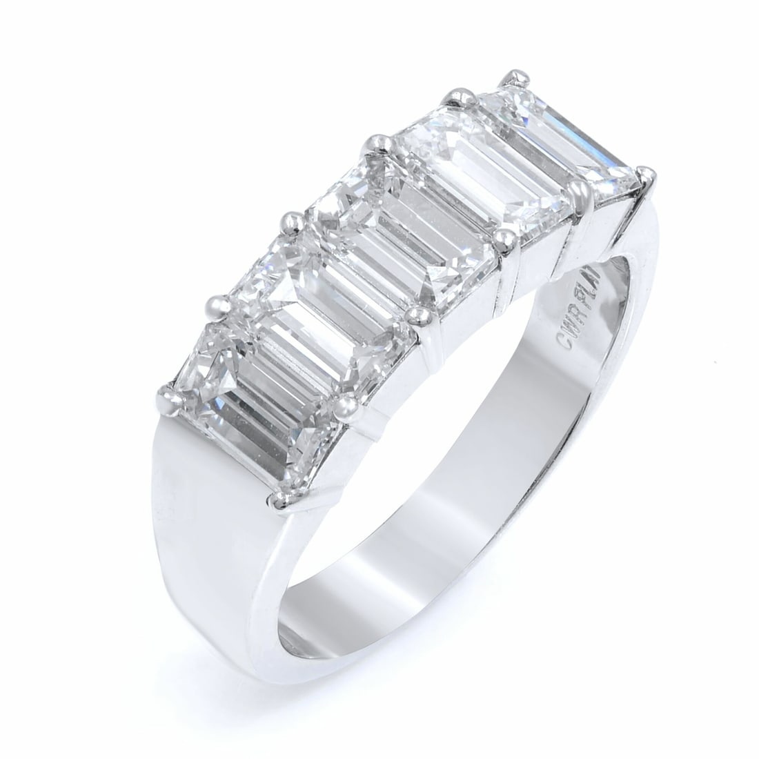 Rachel Koen 5 Stone Diamond Ring 2.57cts Platinum 950 Size 6.5: Rachel Koen 5 Stone Diamond Ring 2.57cts Platinum 950 Size 6.5 Celebrate your love with this exquisite Rachel Koen Five Stone Diamond Anniversary Ring, featuring five elegantly matched emerald cut dia
