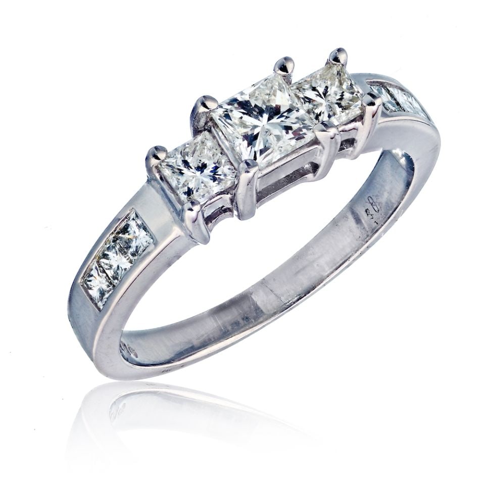 14K White Gold Three Stone Princess Diamond Ring: 14K White Gold Three Stone Princess Diamond Ring This exquisite 14K White Gold Princess Diamond Three Stone Ring features a classic three-stone design, showcasing the brilliance of princess-cut diamon