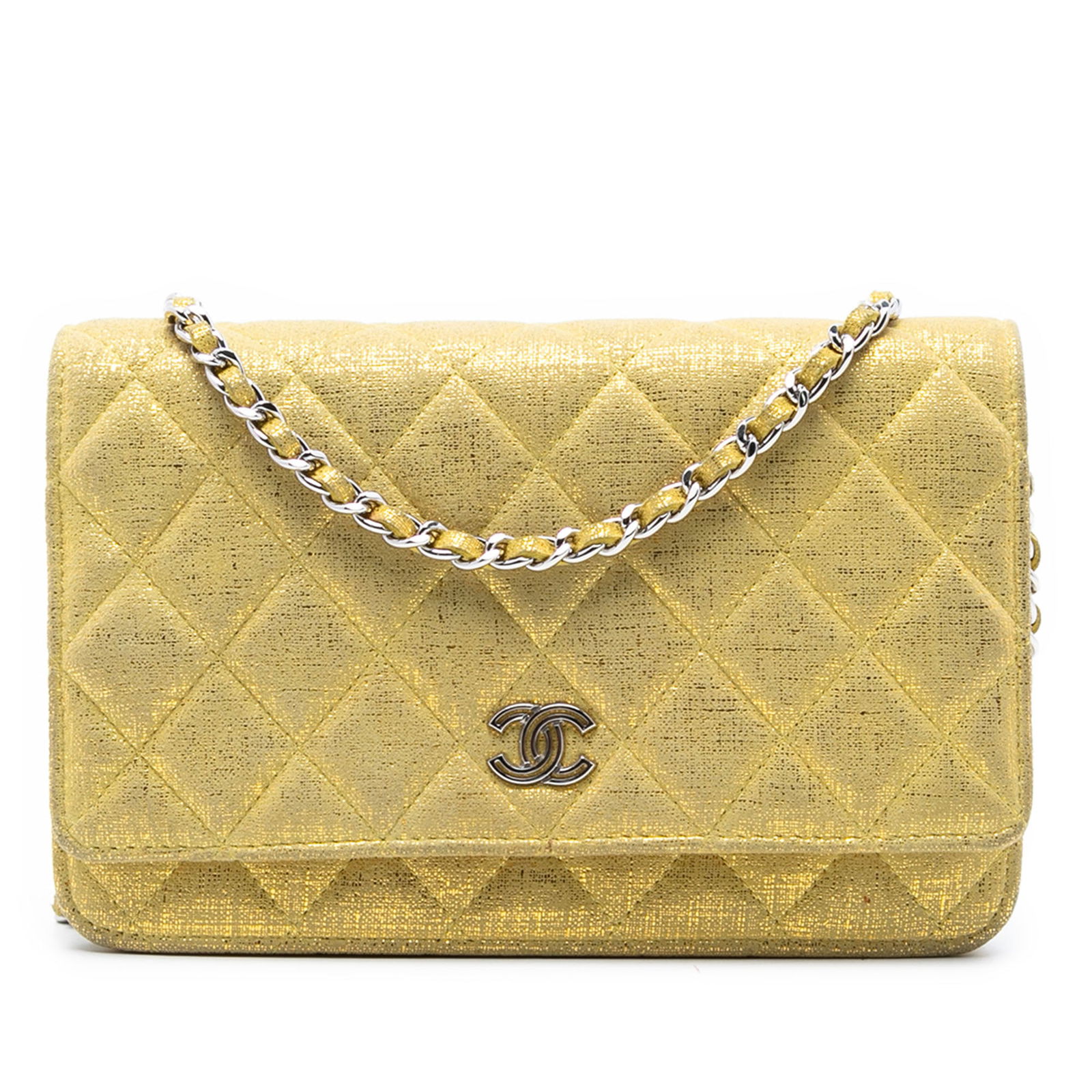 Chanel CC Quilted Metallic Yellow Fabric Wallet On Chain: Chanel CC Quilted Metallic Yellow Fabric Wallet On Chain The Chanel CC Quilted Metallic Fabric Wallet On Chain showcases a stylish quilted metallic body in a vibrant yellow hue, complemented by a wove