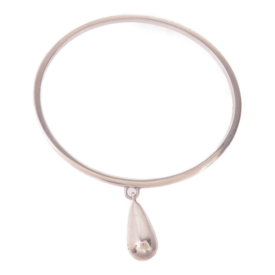 GUCCI GG 925 Sterling Silver Bracelet Bangle Italy: GUCCI GG 925 Sterling Silver Bracelet Bangle Italy This exquisite GUCCI bracelet is crafted from 925 sterling silver, showcasing a classic and elegant design. The bracelet features a radiant silver co