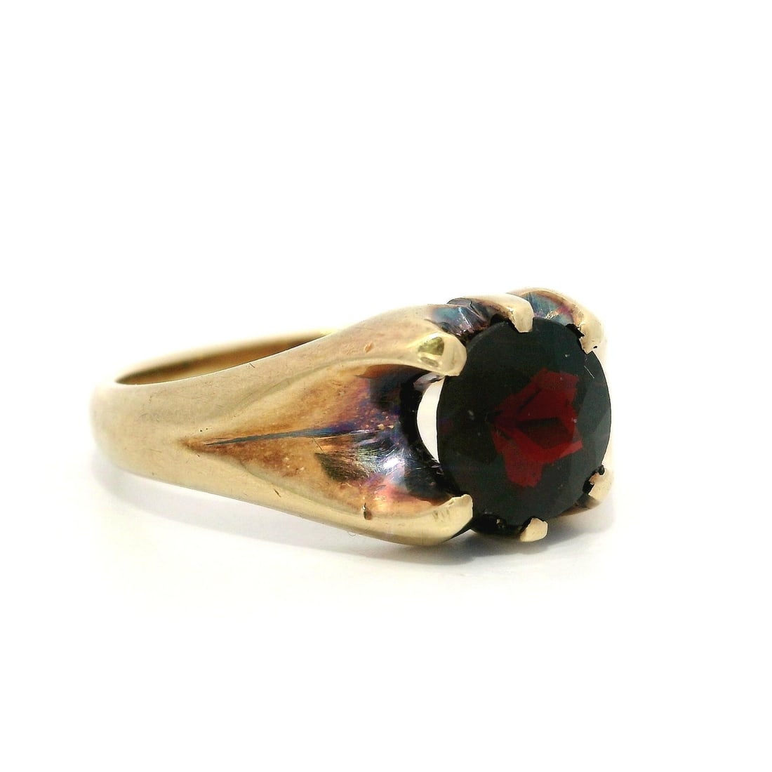 Antique Art Nouveau 12k Yellow Gold Garnet Gypsy Ring Size 11.5: Antique Art Nouveau 12k Yellow Gold Garnet Gypsy Ring Size 11.5 This striking Antique Art Nouveau men's ring showcases a solid 12k yellow gold construction, expertly crafted in a gypsy belcher style.