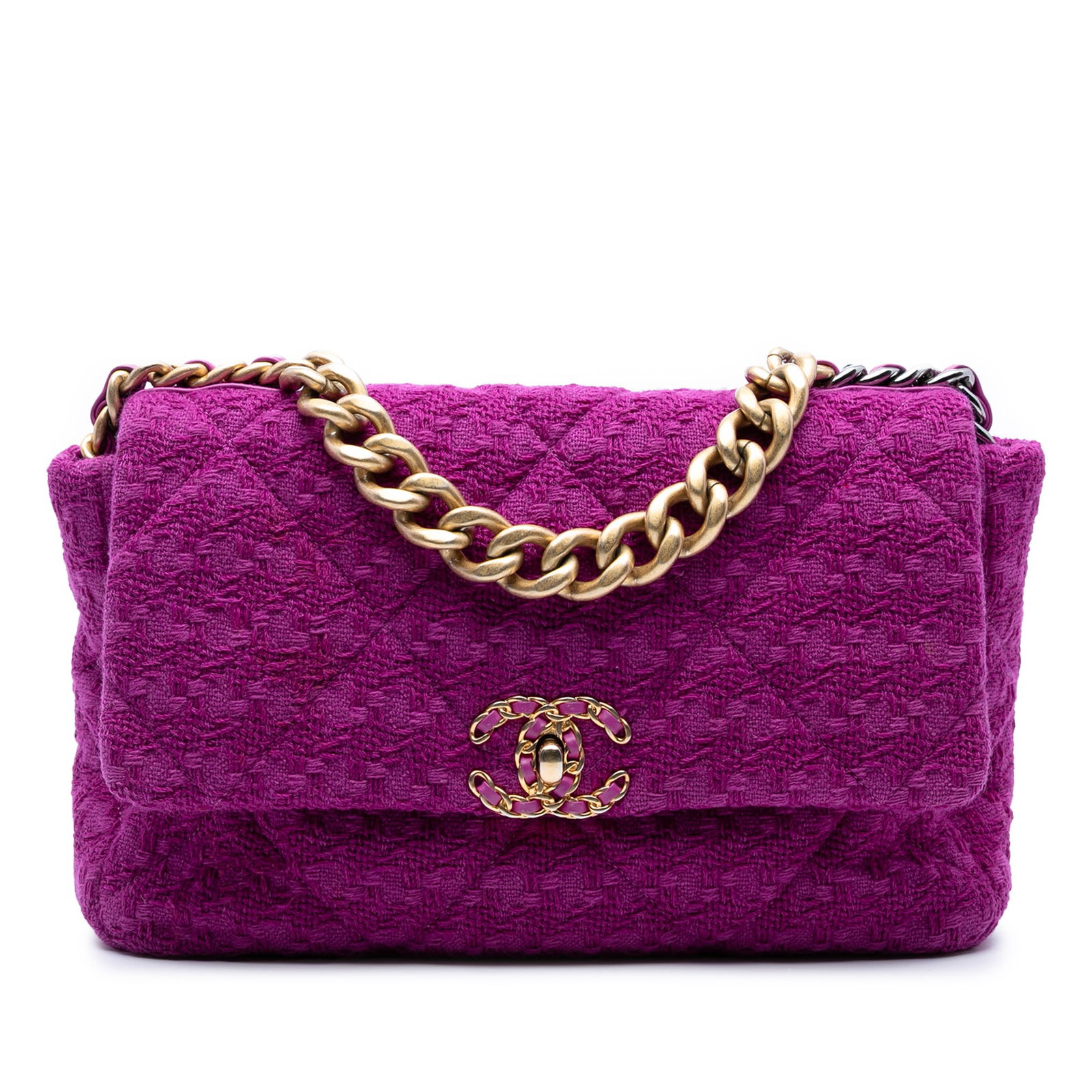Chanel Large Tweed 19 Flap Bag Purple Fabric France: Chanel Large Tweed 19 Flap Bag Purple Fabric France Introducing the Chanel Large Tweed 19 Flap bag, a stylish accessory that embodies elegance and functionality. This stunning bag features a luxurious