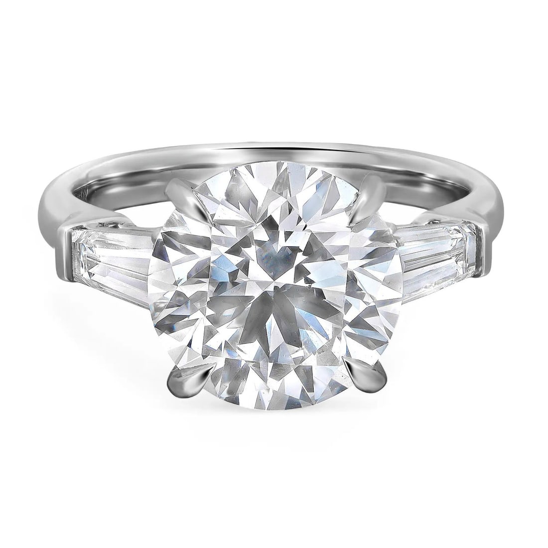 Rachel Koen 18K White Gold Lab Grown Diamond Engagement Ring 4.81Ct: Rachel Koen 18K White Gold Lab Grown Diamond Engagement Ring 4.81Ct This exquisite engagement ring features a stunning round cut lab-grown diamond at its center, weighing 4.01 carats, surrounded by tw