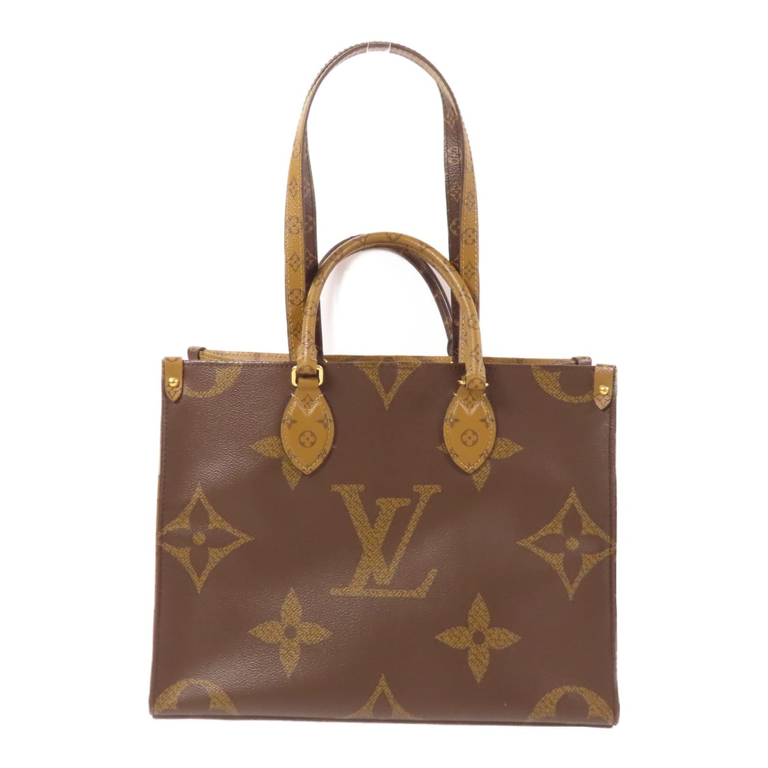 Louis Vuitton On The Go MM 2 Way Bag Monogram Giant Brown PVC: Louis Vuitton On The Go MM 2 Way Bag Monogram Giant Brown PVC This Louis Vuitton On The Go MM 2 Way Bag is a stylish and versatile addition to any wardrobe. Crafted from durable PVC coated canvas, thi
