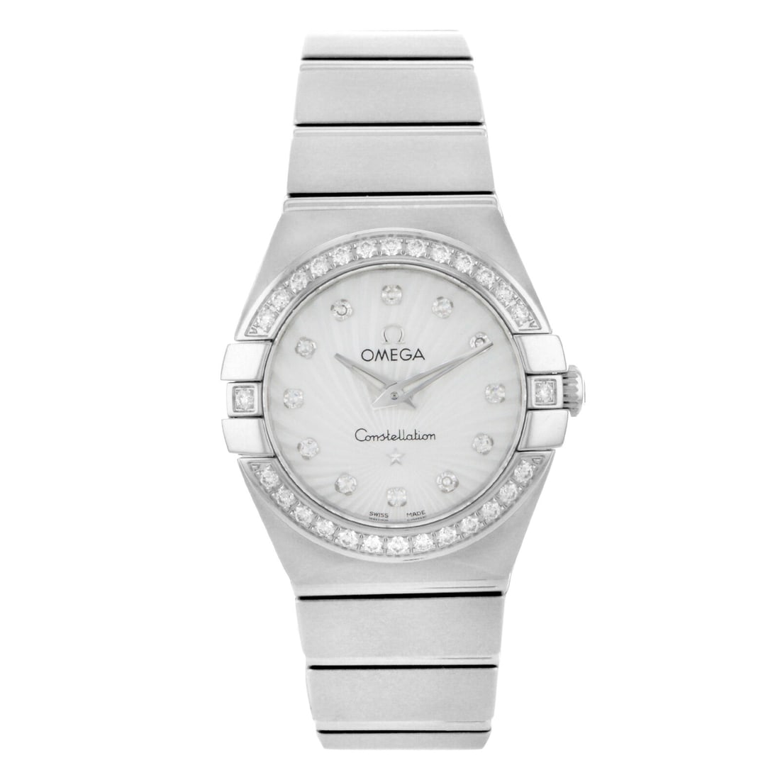 Omega Constellation 24mm Ladies Watch White MOP Diamond Bezel 123.15.24.60.55.002: Omega Constellation 24mm Ladies Watch White MOP Diamond Bezel 123.15.24.60.55.002 The Omega Constellation Ladies Watch combines elegance and functionality with its 24mm stainless steel case and stunni