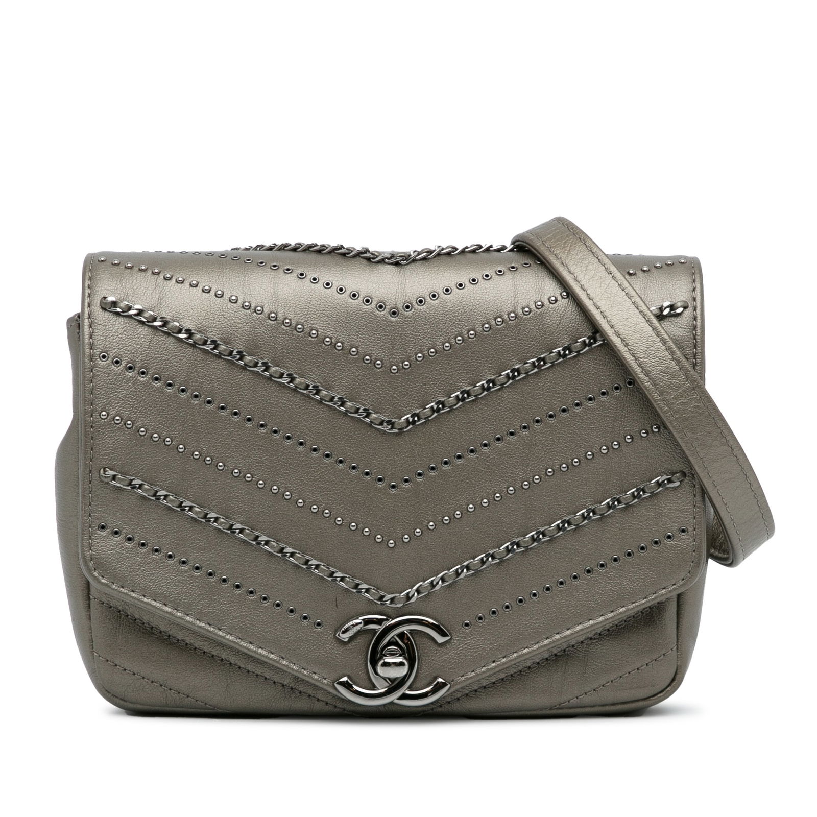 Chanel Mini Chevron Flap Bag Gray Leather with Embellishments: Chanel Mini Chevron Flap Bag Gray Leather with Embellishments This elegant Chanel Mini Embellished Calfskin Chevron Square Envelop Flap is a stylish crossbody bag crafted from high-quality leather. It
