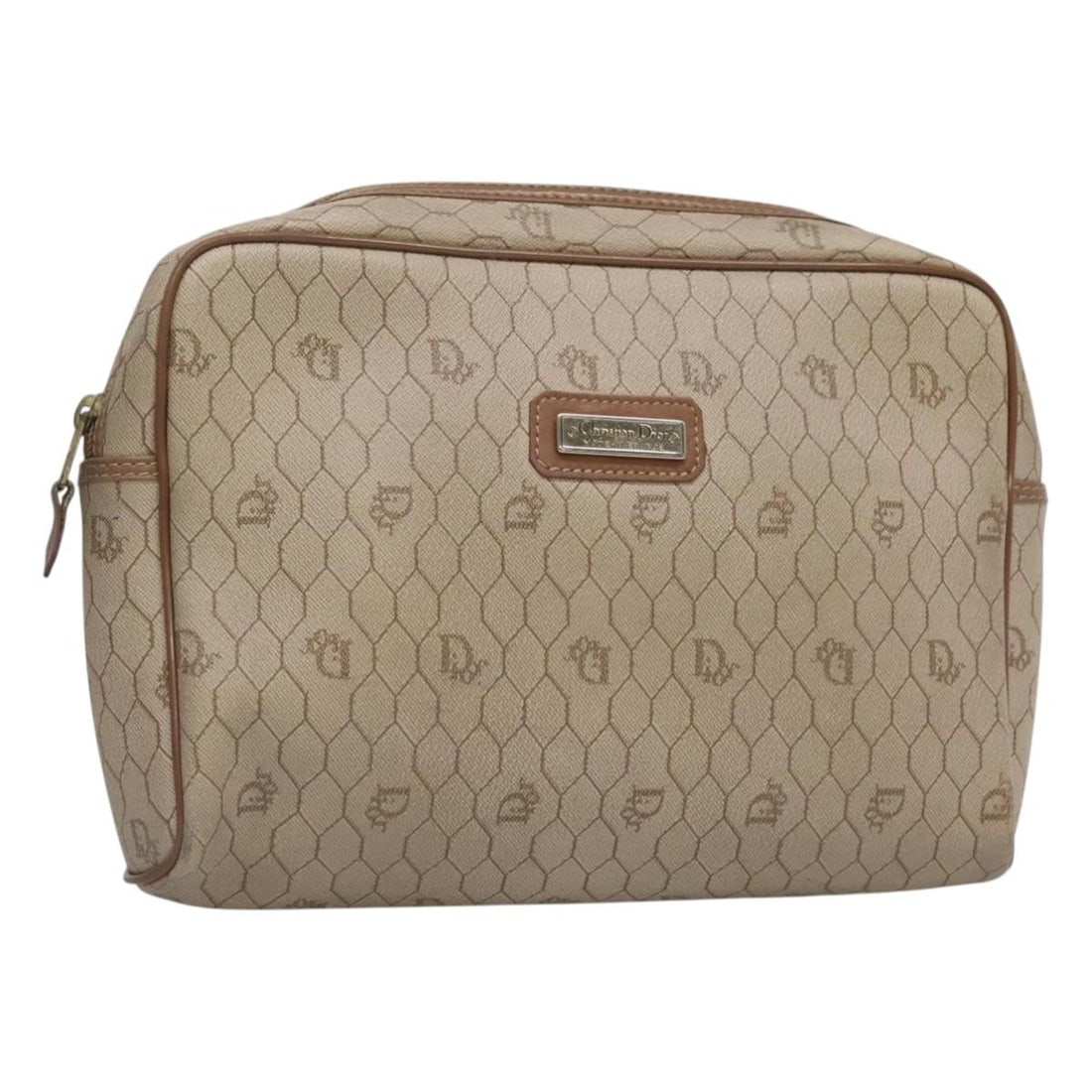 Vintage Honeycomb Pattern Beige Christian Dior Zippered Clutch Pouch: Vintage Honeycomb Pattern Beige Christian Dior Zippered Clutch Pouch This Christian Dior vintage honeycomb zip pouch is crafted in beige with signature honeycomb patterning. Designed for women, it fea