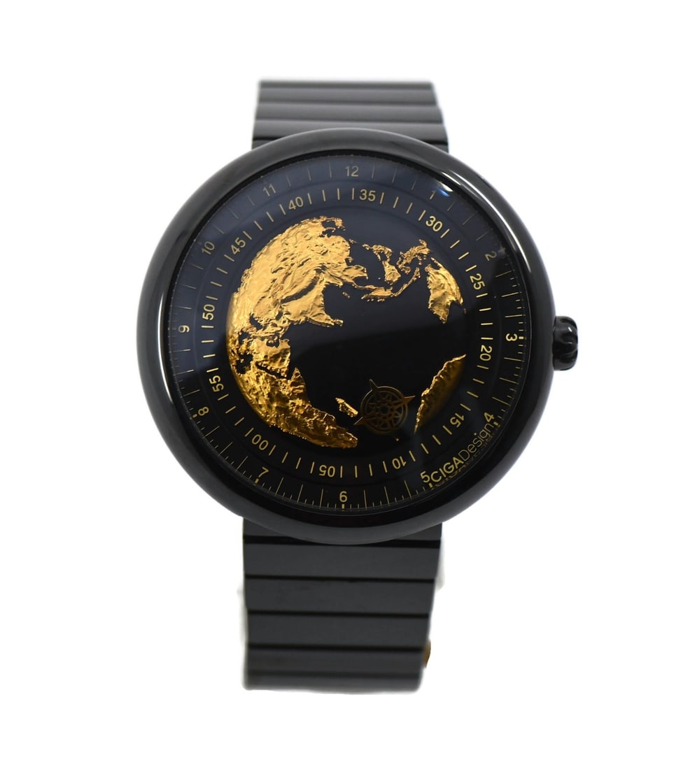 Ciga Design U Series Black Ceramic Automatic Watch with Box and Papers: Ciga Design U Series Black Ceramic Automatic Watch with Box and Papers Discover the elegance of the Ciga Design U Series Black Ceramic Watch, a stunning wristwatch that combines modern aesthetics with