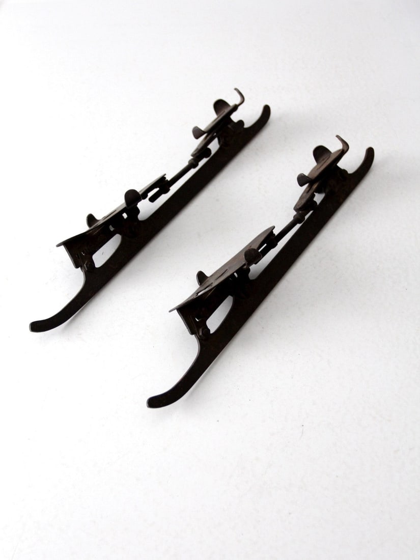 Antique 19th Century Winslow's National Club Clamp-On Ice Skates (1 of 6)