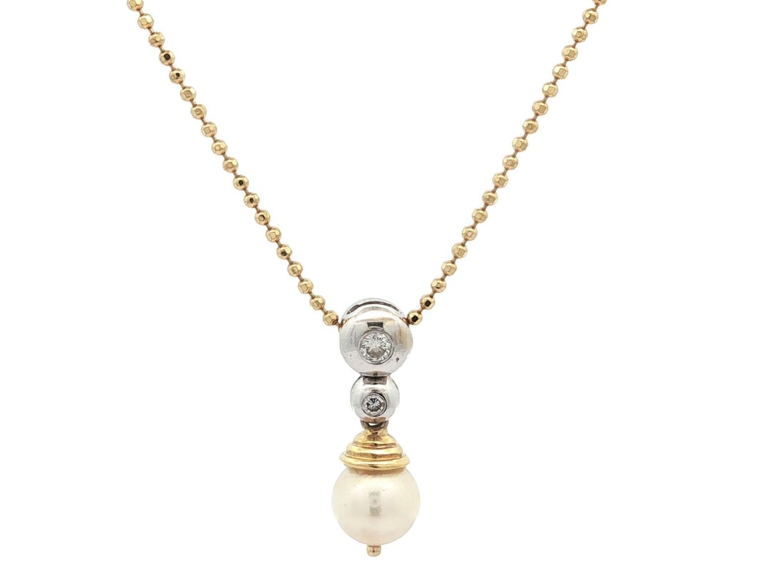 Italian 18k Yellow White Gold Pearl Diamond Pendant Bead Chain Necklace: Italian 18k Yellow White Gold Pearl Diamond Pendant Bead Chain Necklace This exquisite Italian pendant features an elegant combination of yellow and white gold, showcasing a stunning round cultured pe