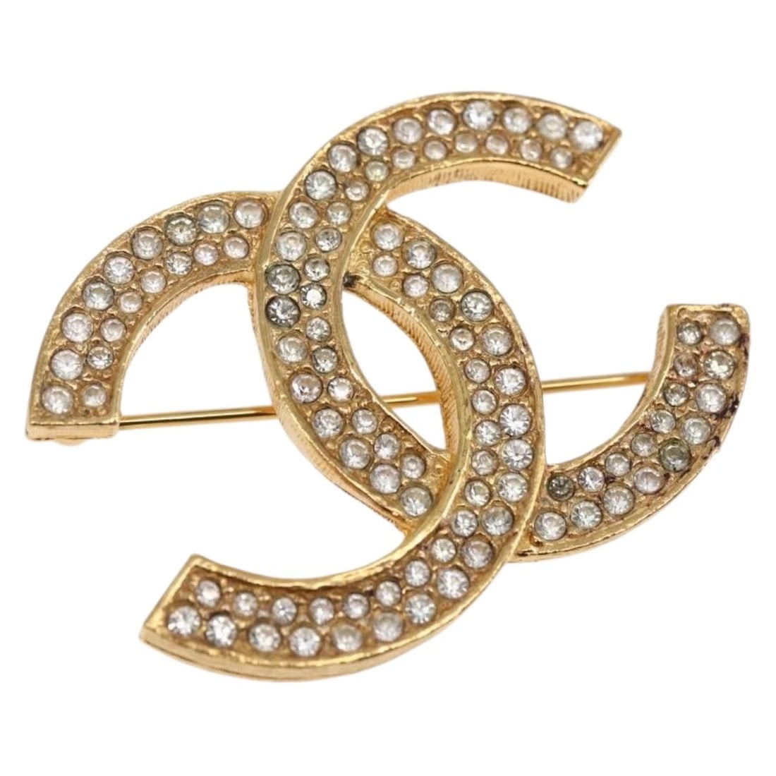 CHANEL Coco Mark Gold Metal Brooch with Dust Bag Auth BA6629: CHANEL Coco Mark Gold Metal Brooch with Dust Bag Auth BA6629 This exquisite CHANEL Coco Mark Brooch is crafted from high-quality metal and features a luxurious gold finish. Measuring approximately 40m