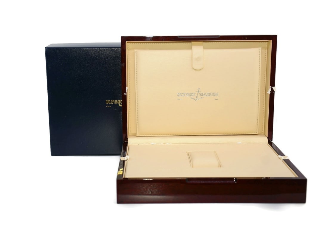 Ulysse Nardin Authentic Presentation Watch Box 12x9x3 Inches (1 of 1)