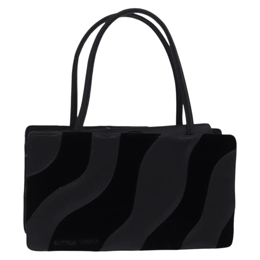 Vintage Bottega Veneta Black Handbag with Top Handle: Vintage Bottega Veneta Black Handbag with Top Handle This Bottega Veneta vintage handbag features a classic black exterior and is designed for women. The pre-owned bag is in good condition, with visib