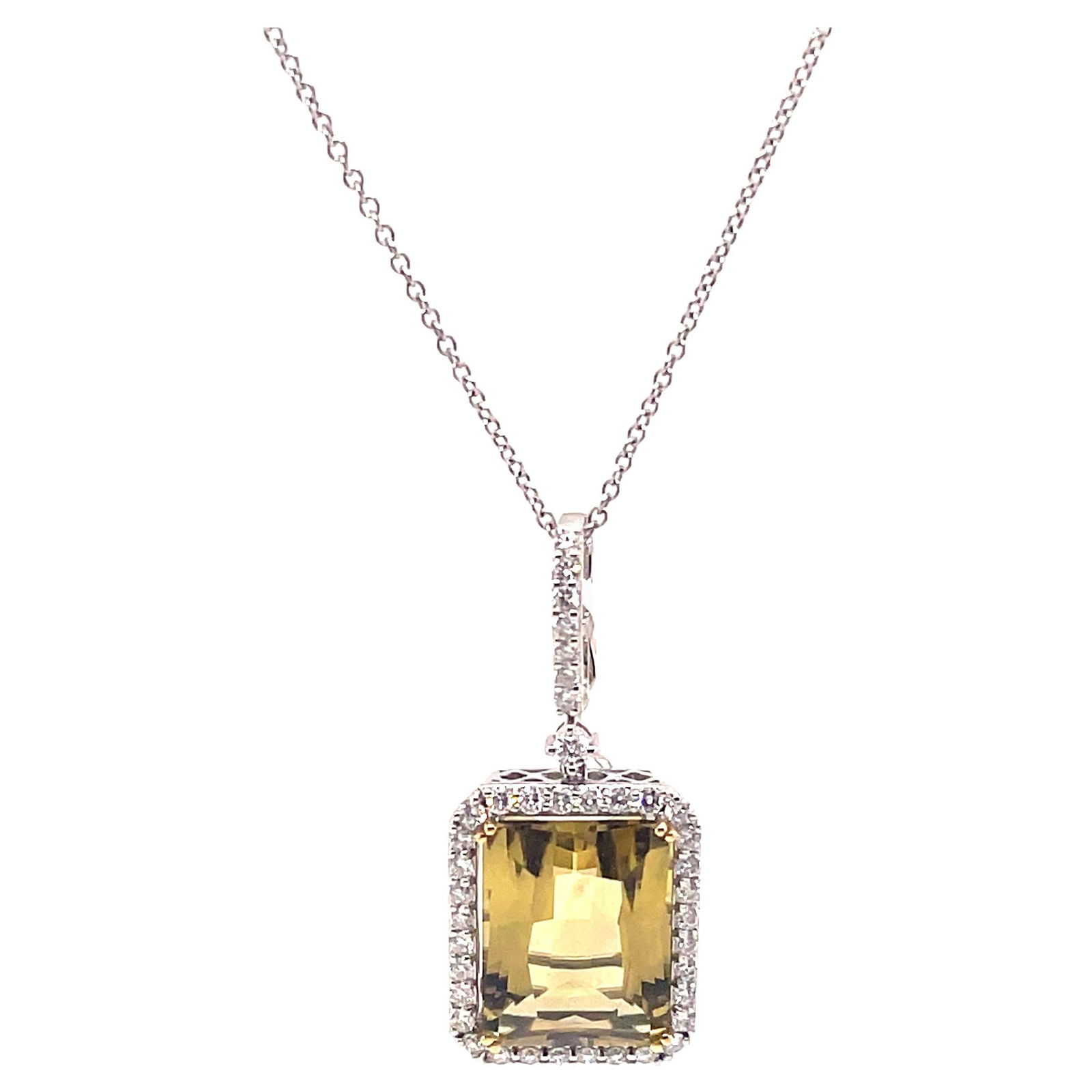 10.50ct Citrine Diamond Halo Necklace 18k White Gold: 10.50ct Citrine Diamond Halo Necklace 18k White Gold This stunning piece features a 10.50 carat citrine surrounded by a brilliant halo of diamonds, crafted in luxurious 18k white gold. The citrine qua