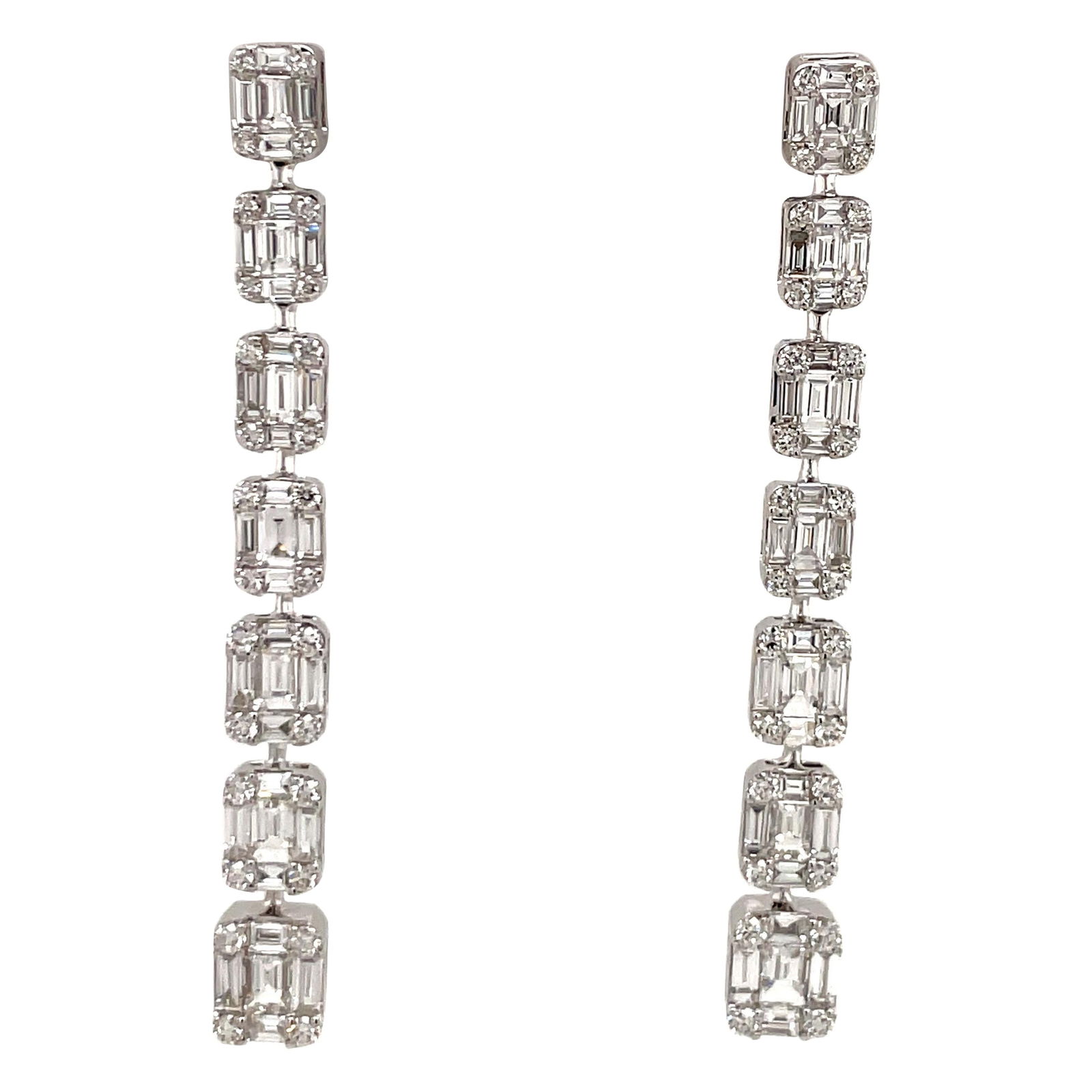 Harbor Diamonds 18K White Gold Diamond Drop Earrings 3.27 Ct Contemporary: Harbor Diamonds 18K White Gold Diamond Drop Earrings 3.27 Ct Contemporary Elevate your elegance with these stunning 18 Karat White Gold Illusion Set Diamond Drop Earrings. Crafted from 18k white gold,