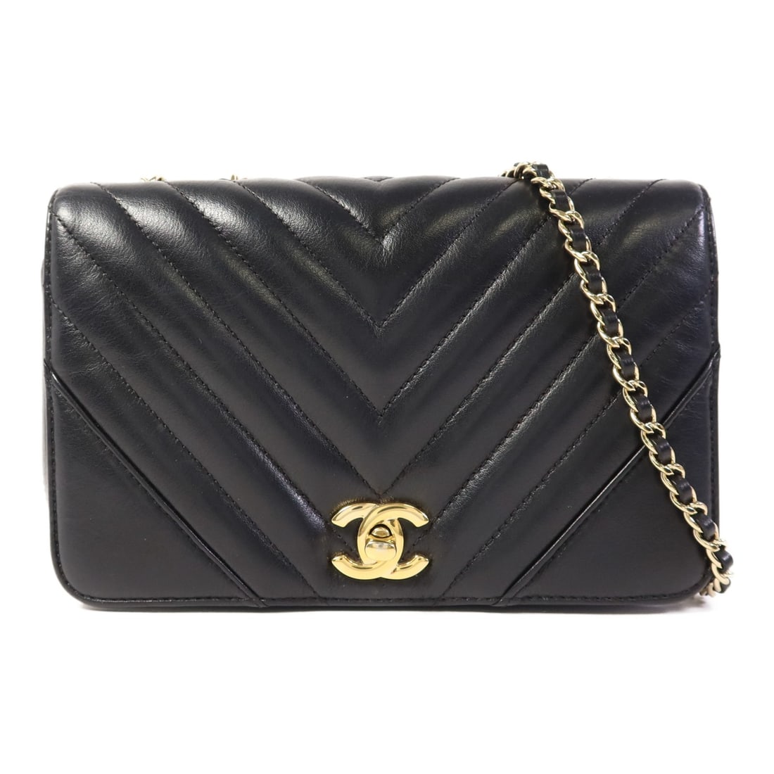 CHANEL Black Calfskin GHW Shoulder Bag Made in France: CHANEL Black Calfskin GHW Shoulder Bag Made in France Elevate your accessory collection with this chic CHANEL CC shoulder bag, crafted from luxurious black calfskin leather. This stylish piece feature
