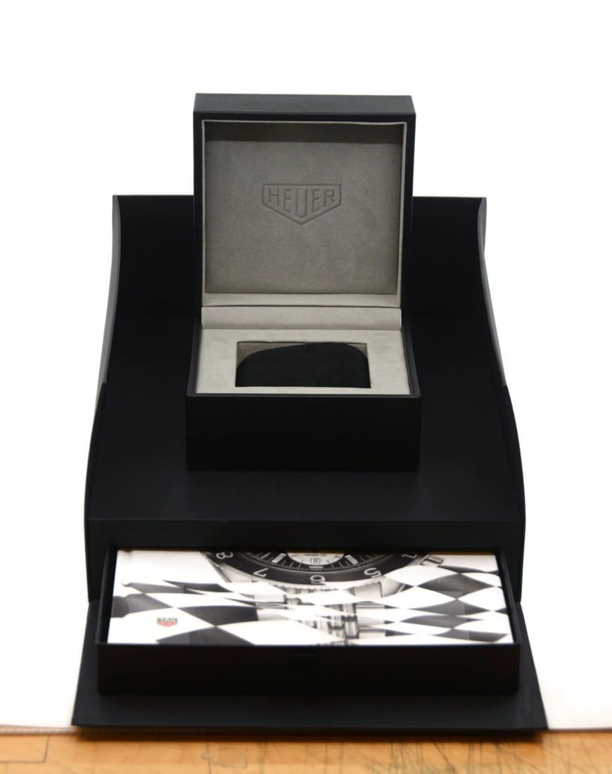 TAG Heuer Autavia Limited Edition Presentation Box Black 11x10x6 (1 of 1)