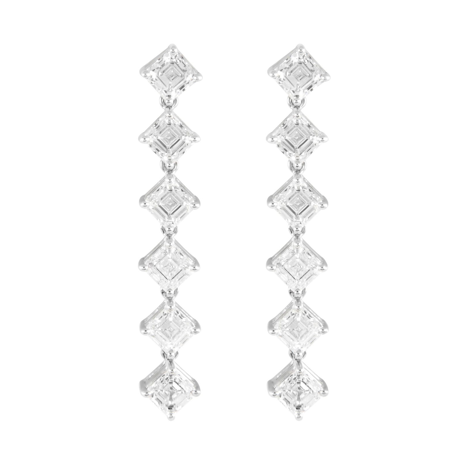 4.68ct Asscher Cut Diamond Earrings in 18k White Gold: 4.68ct Asscher Cut Diamond Earrings in 18k White Gold Enhance your elegance with these stunning Asscher cut diamond drop earrings, expertly crafted in 18k white gold. Featuring a total diamond weight