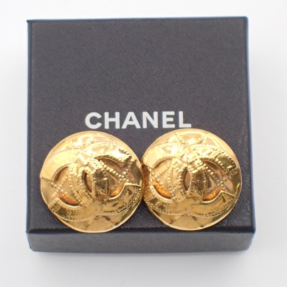 Vintage Chanel Clip-On Earrings with Round CC Design Gold Tone (1 of 1)