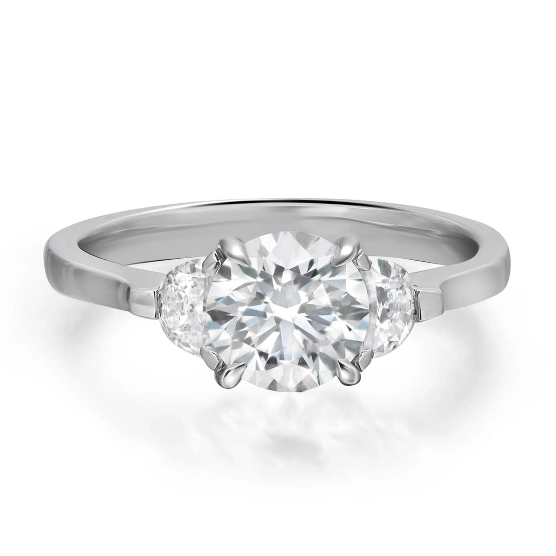 Rachel Koen Platinum Engagement Ring 1.44Ct Lab Grown Diamonds Size 6.5: Rachel Koen Platinum Engagement Ring 1.44Ct Lab Grown Diamonds Size 6.5 This exquisite engagement ring features a stunning round brilliant cut lab-grown diamond at its center, elegantly set in a secur