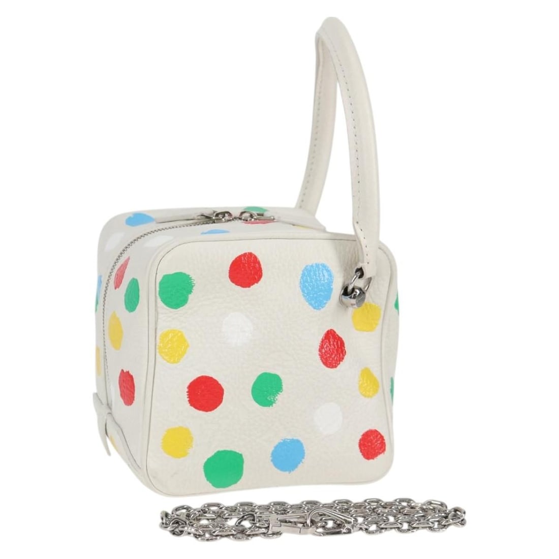 White Sac Carre Bag by Louis Vuitton: White Sac Carre Bag by Louis Vuitton This Louis Vuitton Sac Carre bag in white features a structured design, suitable for female use. The exterior shows some stains and slight rubbing, particularly on