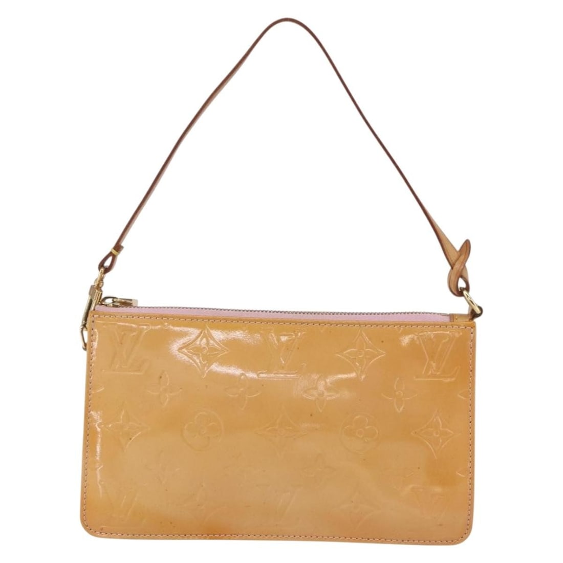 Lexington Vernis Clutch in Marshmallow Pink by Louis Vuitton: Lexington Vernis Clutch in Marshmallow Pink by Louis Vuitton This pre-owned Louis Vuitton Vernis Lexington pouch in Marshmallow Pink features a feminine design crafted from Vernis leather. The pouch s