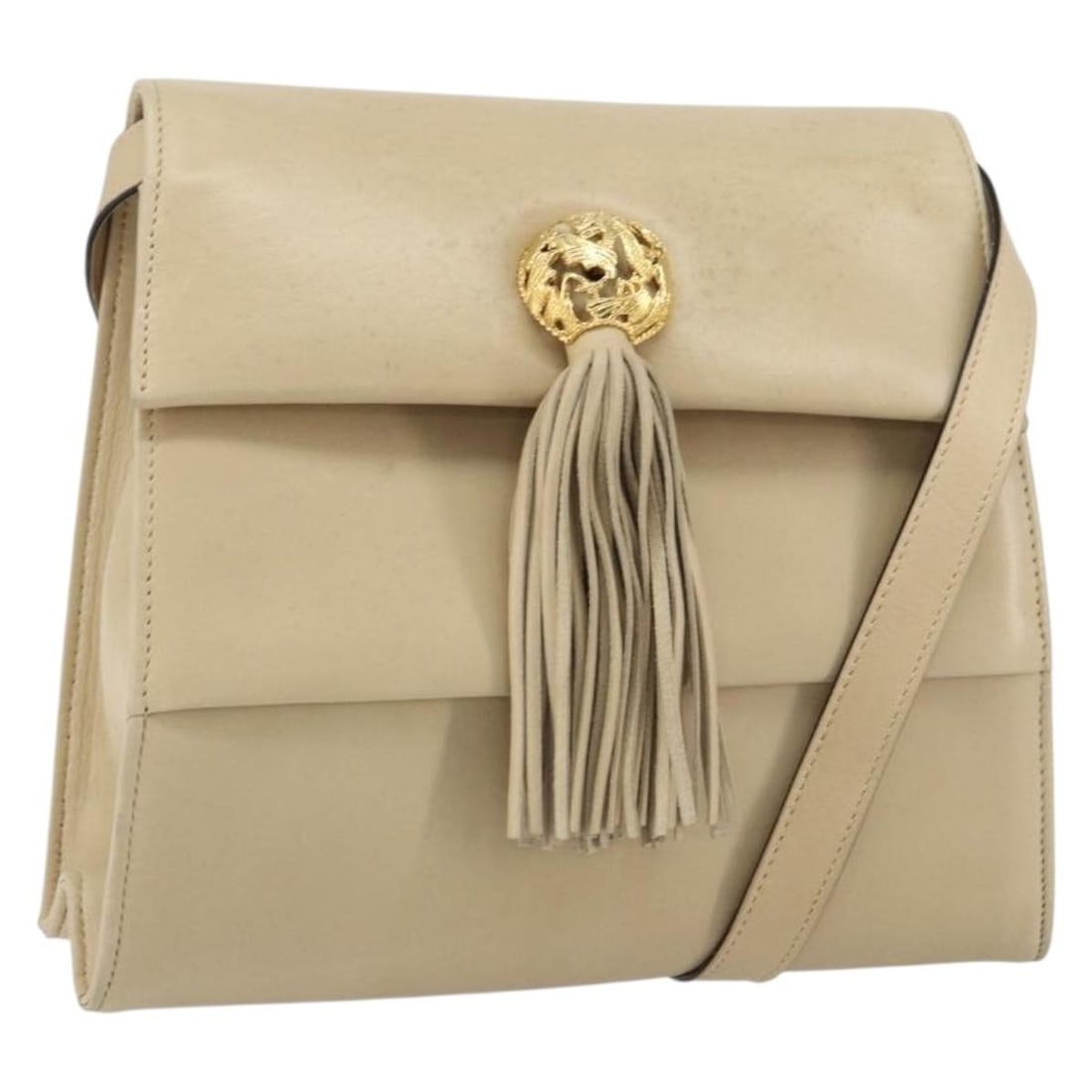 Beige Vintage Flap Shoulder Purse by Salvatore Ferragamo: Beige Vintage Flap Shoulder Purse by Salvatore Ferragamo This Salvatore Ferragamo vintage flap shoulder bag in beige features a classic design and is crafted for female use. The bag shows signs of use