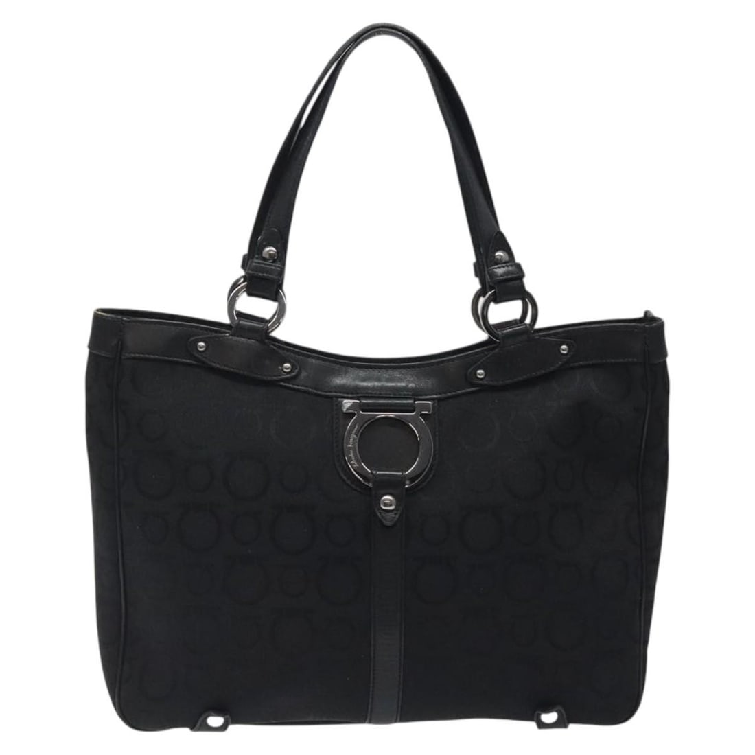 Gancini Black Tote Bag by Salvatore Ferragamo: Gancini Black Tote Bag by Salvatore Ferragamo This Salvatore Ferragamo Gancini tote bag in black features a spacious design suitable for everyday use. Designed for women, the bag shows signs of previo