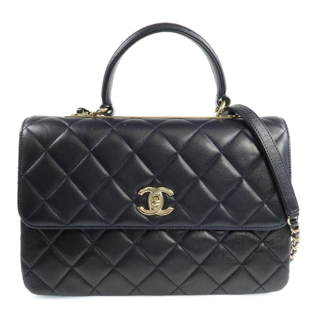 Chanel Trendy CC Navy Lambskin Shoulder Bag with Gold Tone Hardware: Chanel Trendy CC Navy Lambskin Shoulder Bag with Gold Tone Hardware This Chanel Trendy CC shoulder bag is crafted from lambskin leather in a navy color. The bag features a 2-way design, allowing it to