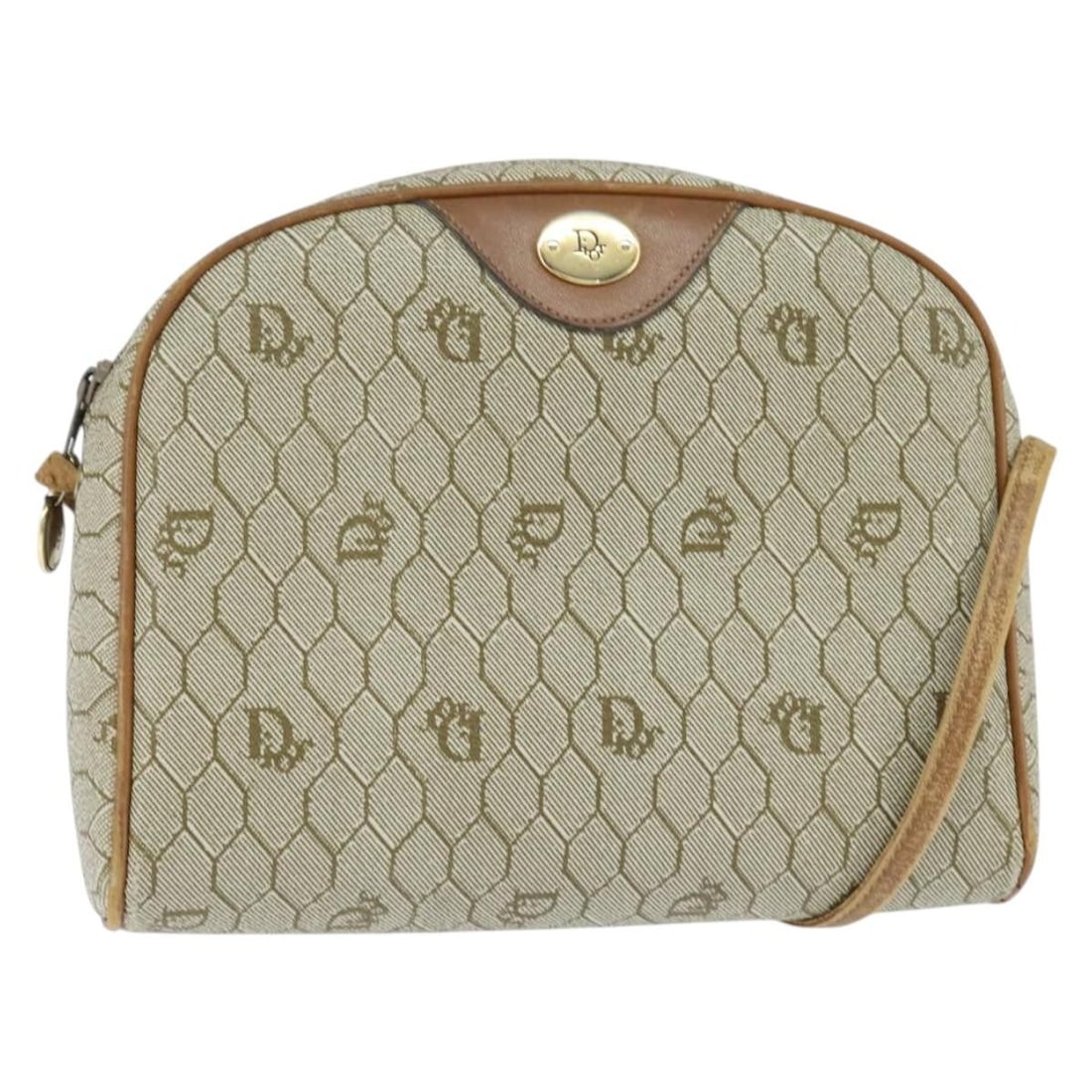 Christian Dior Beige Honeycomb Canvas PVC Leather Shoulder Bag: Christian Dior Beige Honeycomb Canvas PVC Leather Shoulder Bag This Christian Dior Honeycomb Canvas Shoulder Bag is a stylish and functional accessory, crafted from durable PVC leather in a sophistica