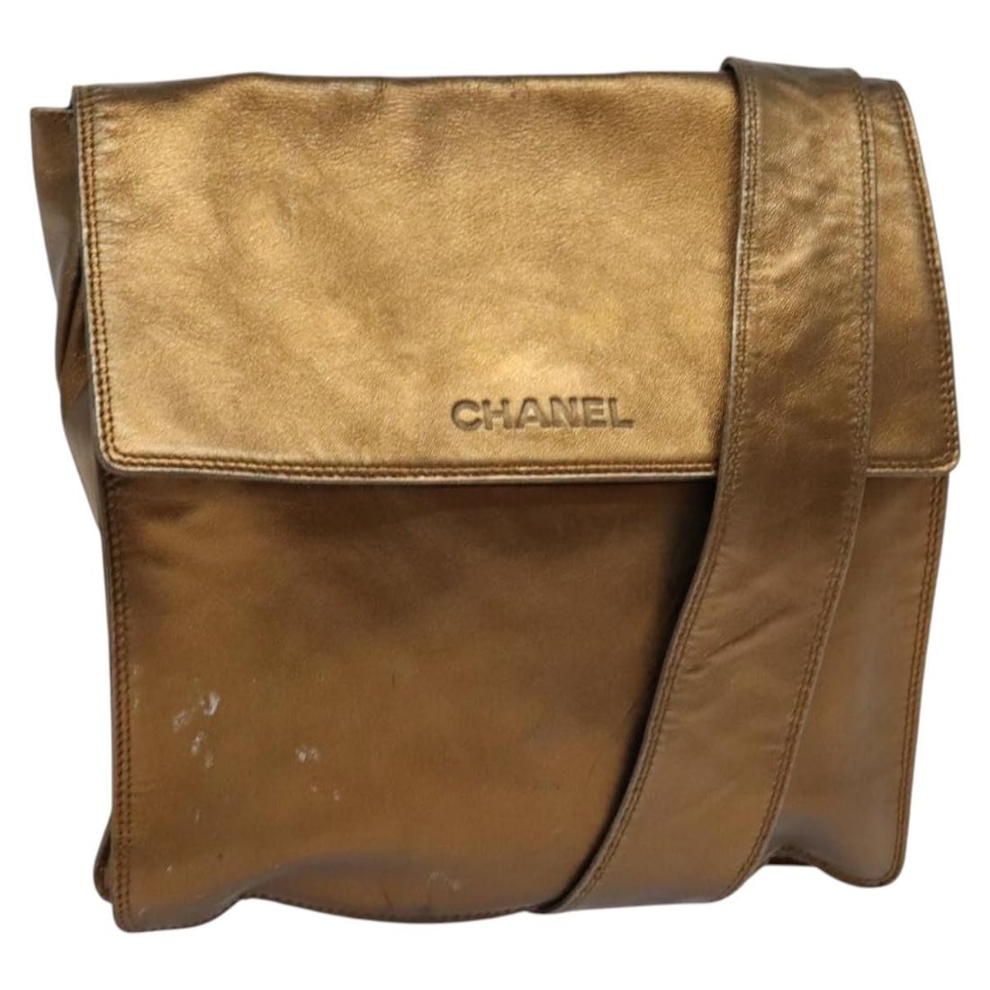 CHANEL Brown Leather Shoulder Bag with Gold Accents Italy (1 of 18)