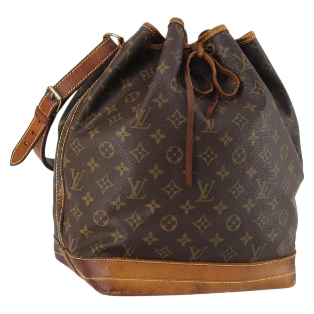 Authentic Louis Vuitton Monogram Noe Shoulder Bag M42224 Made in France: Authentic Louis Vuitton Monogram Noe Shoulder Bag M42224 Made in France The LOUIS VUITTON Monogram Noe Shoulder Bag (M42224) is a luxurious accessory crafted from iconic Monogram Canvas. This stylish