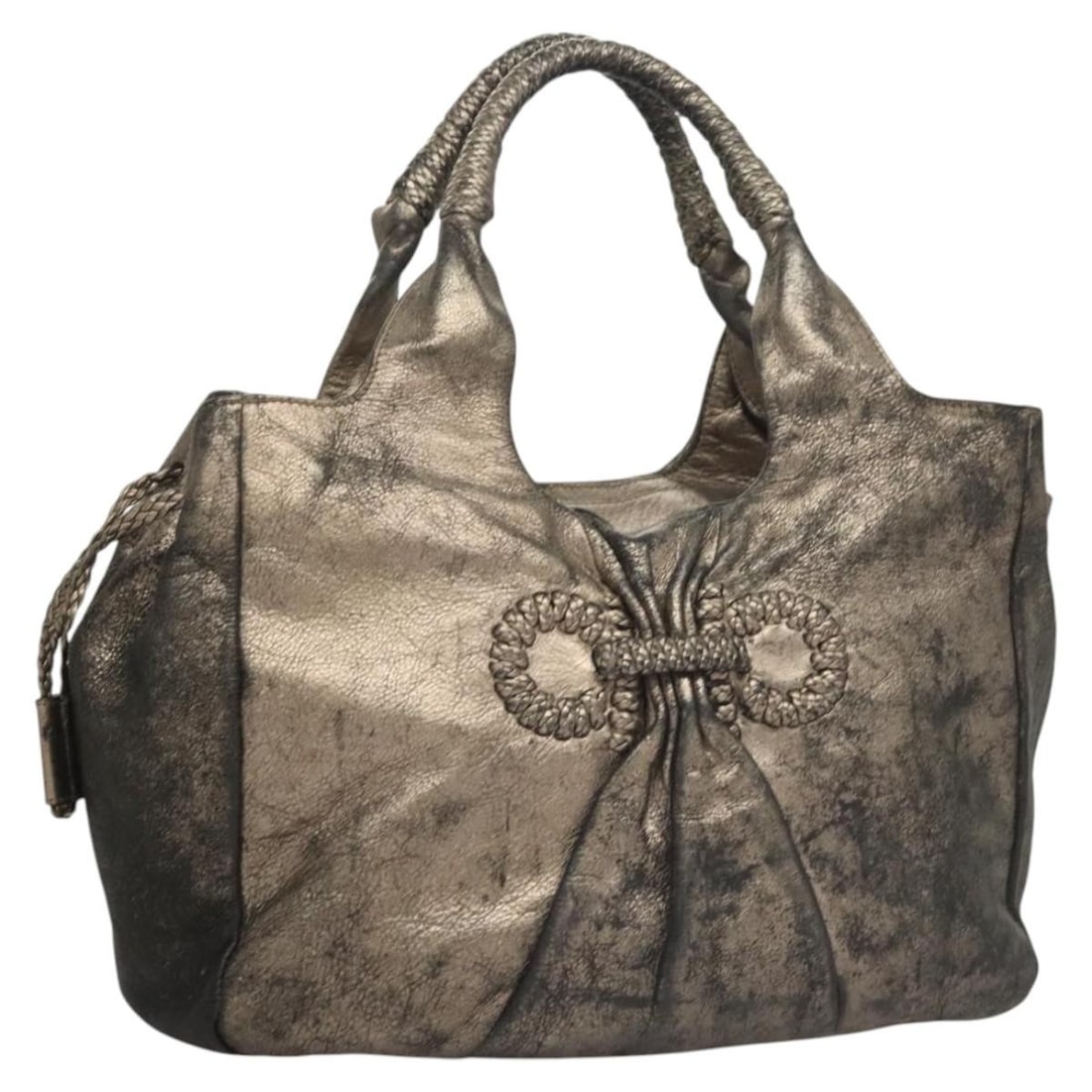 Salvatore Ferragamo Beige Gold Leather Tote Bag Auth BA1343 Italy: Salvatore Ferragamo Beige Gold Leather Tote Bag Auth BA1343 Italy This elegant Salvatore Ferragamo Tote Bag showcases a sophisticated blend of beige and gold leather, making it the perfect accessory f