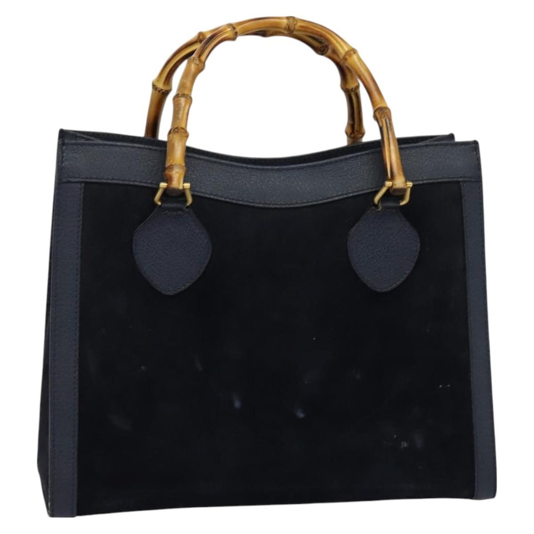 GUCCI Bamboo Suede Hand Bag Navy Gold 002 123 0260 Authentic Italy: GUCCI Bamboo Suede Hand Bag Navy Gold 002 123 0260 Authentic Italy Introducing the exquisite GUCCI Bamboo Hand Bag, crafted from luxurious suede in a sophisticated navy and gold color combination. Thi