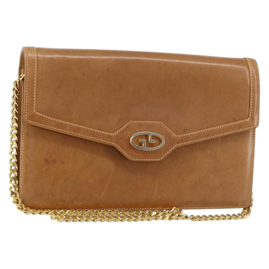 GUCCI Beige Gold Leather Shoulder Bag Made in Italy: GUCCI Beige Gold Leather Shoulder Bag Made in Italy Elevate your accessory collection with this authentic GUCCI Chain Shoulder Bag, crafted in Italy from premium leather. The bag features a sophistica