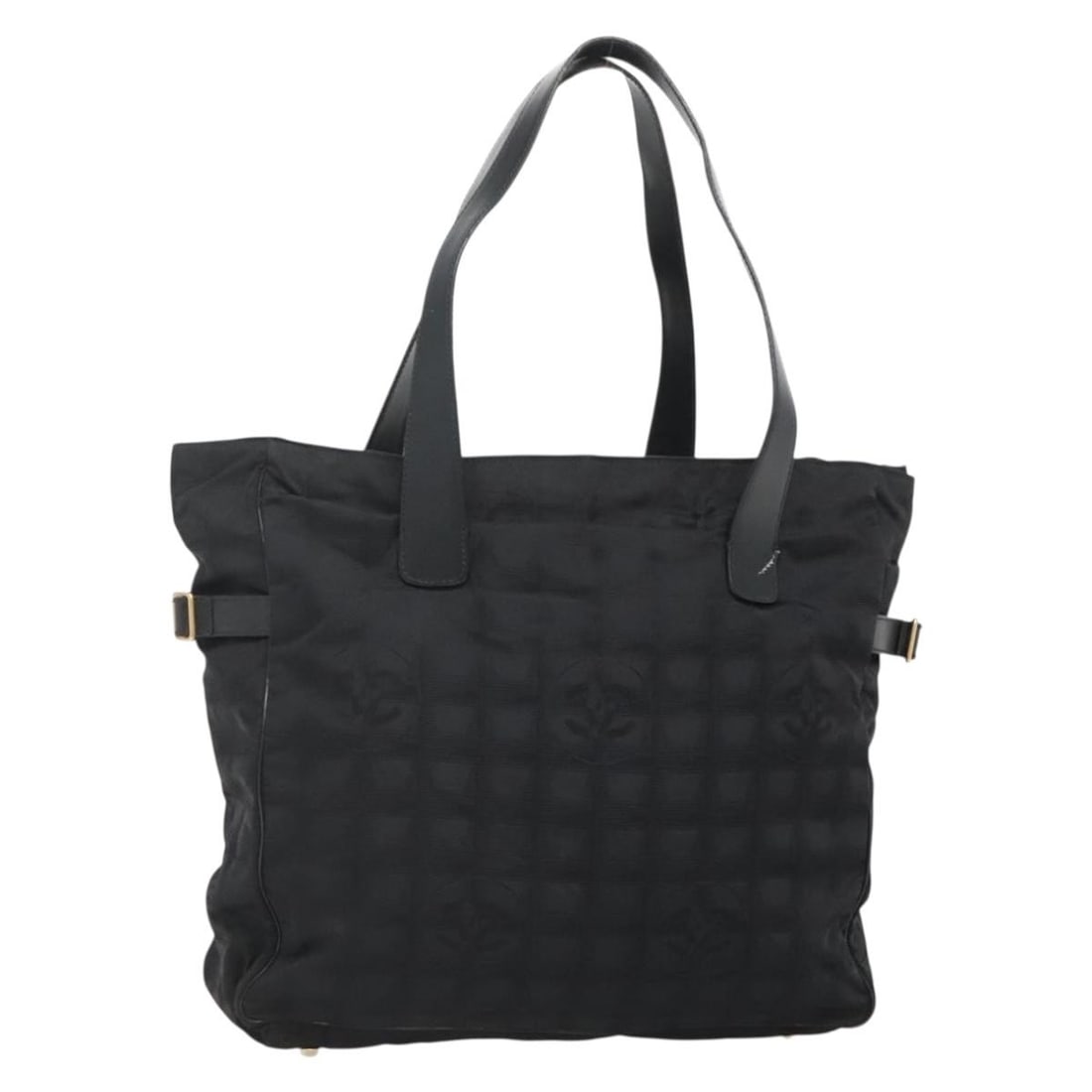 Chanel Black Nylon New Travel Line Tote Bag Made in Italy: Chanel Black Nylon New Travel Line Tote Bag Made in Italy This CHANEL Travel Line tote bag is crafted from black nylon and features a spacious design with a classic tote silhouette. Made in Italy, the