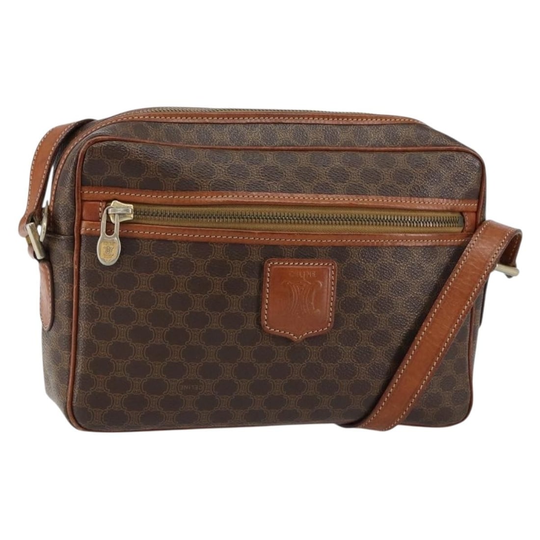 CELINE Macadam PVC Leather Shoulder Bag Brown Gold Auth Italy: CELINE Macadam PVC Leather Shoulder Bag Brown Gold Auth Italy This authentic CELINE Macadam Canvas Shoulder Bag is a stylish accessory crafted in Italy. The exterior features a combination of PVC leat