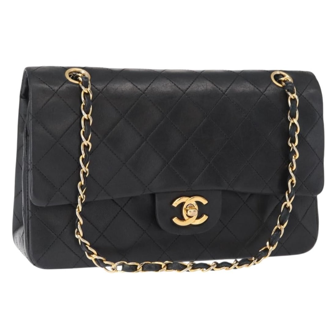 CHANEL Matelasse 25 Double Flap Lamb Skin Shoulder Bag Black Gold Auth: CHANEL Matelasse 25 Double Flap Lamb Skin Shoulder Bag Black Gold Auth Introducing the CHANEL Matelasse 25 Double Flap Chain Bag, a timeless shoulder bag crafted from luxurious lambskin in a sophistic
