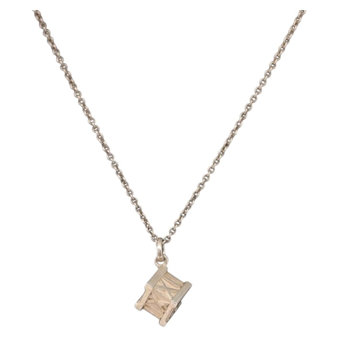 Tiffany & Co. Atlas Cube Necklace Ag925 Silver Made in Italy: Tiffany & Co. Atlas Cube Necklace Ag925 Silver Made in Italy This stunning Tiffany & Co. Atlas Cube Necklace is crafted from high-quality Ag925 silver, showcasing a classic design that embodies elegan