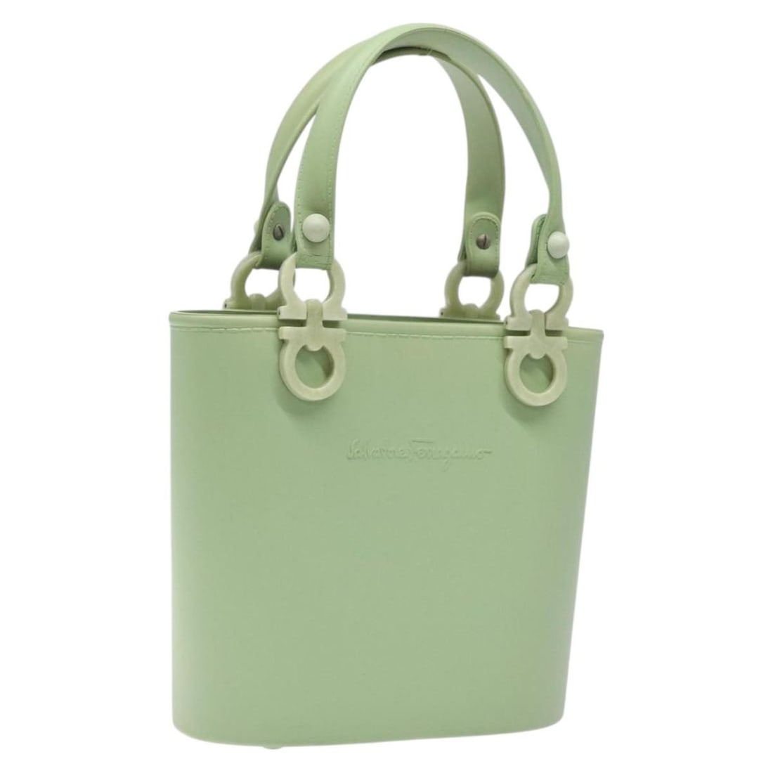 Salvatore Ferragamo Green Leather Gancini Hand Bag Made in Italy: Salvatore Ferragamo Green Leather Gancini Hand Bag Made in Italy This Salvatore Ferragamo Gancini Hand Bag is a stylish accessory crafted from premium leather, featuring a vibrant green exterior. The
