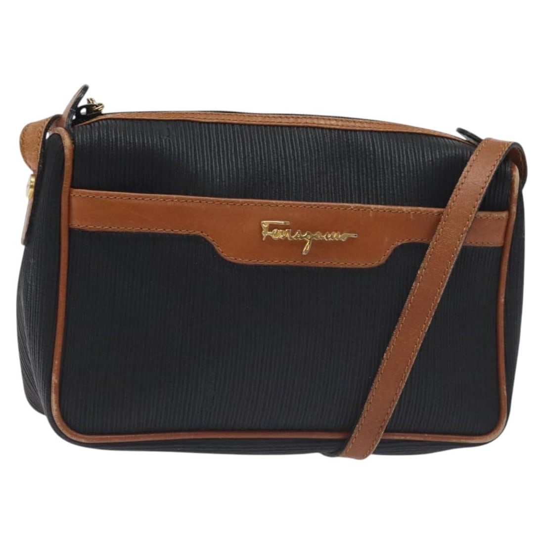 Salvatore Ferragamo Black Leather Shoulder Bag Gold Accents Made in Italy: Salvatore Ferragamo Black Leather Shoulder Bag Gold Accents Made in Italy This Salvatore Ferragamo shoulder bag is a chic accessory crafted from high-quality leather, featuring a striking black and go