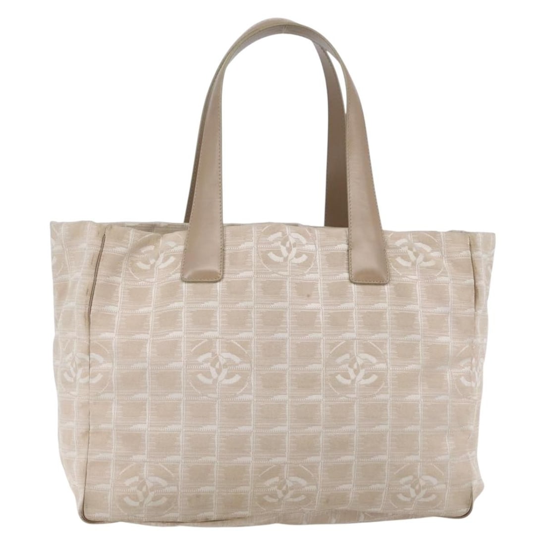 CHANEL New Travel Line Beige Gold Nylon Tote Bag Auth: CHANEL New Travel Line Beige Gold Nylon Tote Bag Auth This authentic CHANEL New Travel Line Tote Bag is designed for both style and functionality. Crafted from durable nylon in a chic beige and gold c