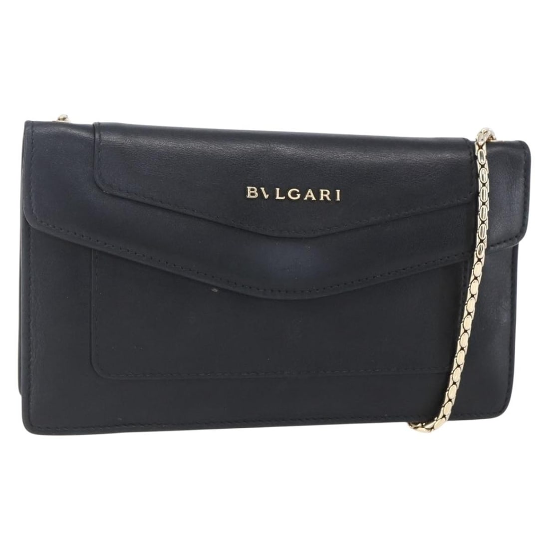 BVLGARI Black Gold Leather Chain Shoulder Bag Authentic: BVLGARI Black Gold Leather Chain Shoulder Bag Authentic Elevate your style with this BVLGARI Chain Shoulder Bag, crafted from high-quality leather in a striking black and gold color combination. This