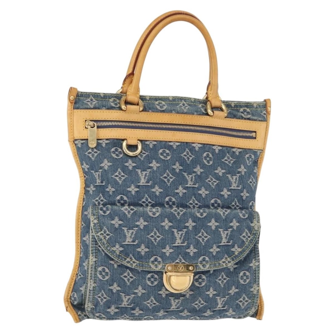 Monogram Denim Blue Tote Bag by Louis Vuitton M95018: Monogram Denim Blue Tote Bag by Louis Vuitton M95018 This Louis Vuitton Monogram Denim Flat Shopper Tote Bag features the iconic monogram denim canvas in blue. The bag is made in France and is designe