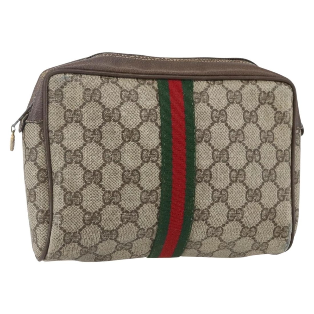 Beige GG Supreme Web Sherry Line Clutch by Gucci PVC Leather 22 01 012: Beige GG Supreme Web Sherry Line Clutch by Gucci PVC Leather 22 01 012 This Gucci GG Supreme Web Sherry Line clutch bag features a beige and gold exterior crafted from PVC leather and GG canvas. The b