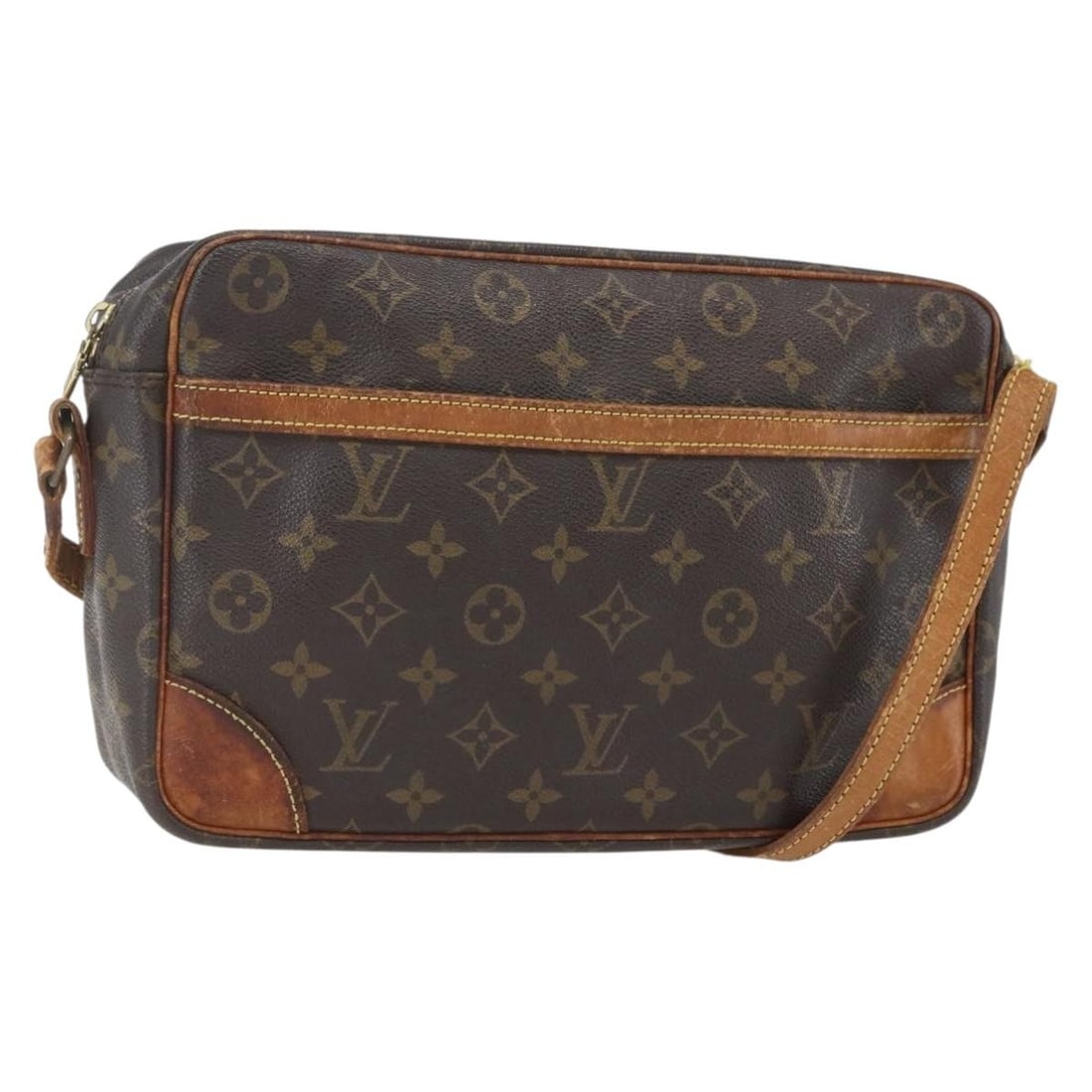 Louis Vuitton Trocadero 27 Monogram Canvas Shoulder Bag M51274 France: Louis Vuitton Trocadero 27 Monogram Canvas Shoulder Bag M51274 France This Louis Vuitton Monogram Trocadero 27 shoulder bag is crafted from signature monogram canvas and features an adjustable shoulde